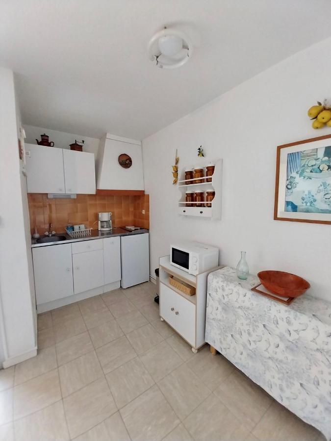 T2 En 1Ere Ligne Mer Avec Parking Sete Exterior photo